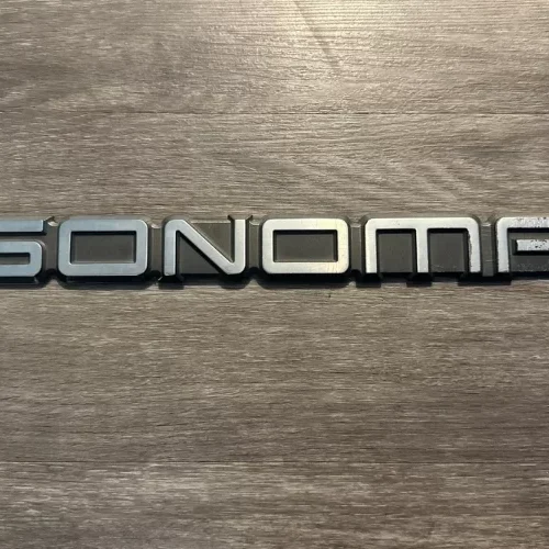 GMC Sonoma Emblem | Compact Pickup Sonoma S-15 Hood Tailgate