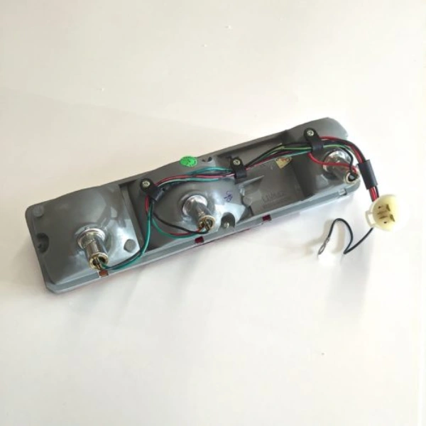 Suzuki Samurai Tail Light for Sale | Aftermarket OEM Fit LED Classic - Image 2